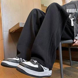 男式休闲裤;男式T恤;男式休闲短裤