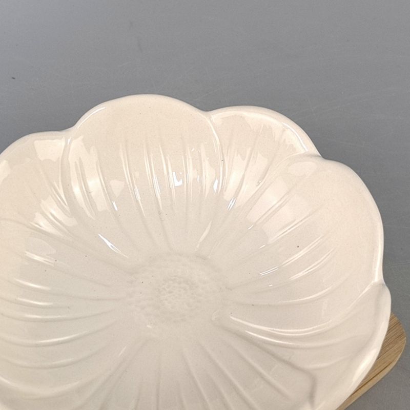 Plato de loto blanco puro plato de desayuno japonés de cerámica plato creativo de salsa de soja hecha a mano vajilla para el hogar simple y avanzado