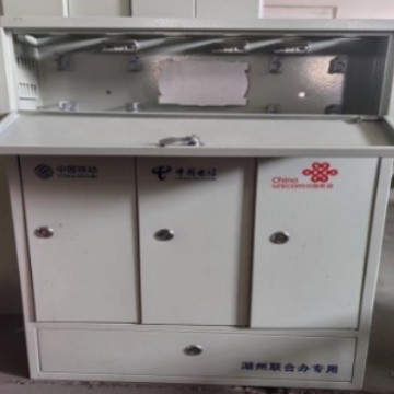 湖州联合三网合一楼道直熔分纤箱 常规尺寸三合一金属分光配线箱