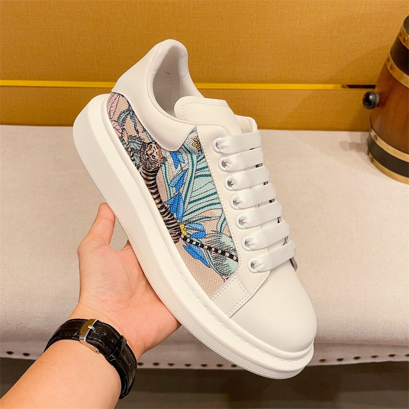 Mark Gucci French Luxury Men's Shoes 2025 New Fashion Versatile Casual Sneakers Thick-Soled Height-Increasing White Shoes Mark Gucci French Luxury Men's Shoes 2025 New Fashion Versatile Casual Sneakers Thick-Soled Height-Increasing White Shoes