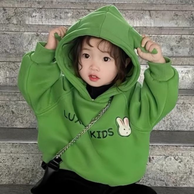 女の子の秋冬2023ベルベットの女の子の韓国風の暖かい帽子の上着の子供の服のセーター|undefined