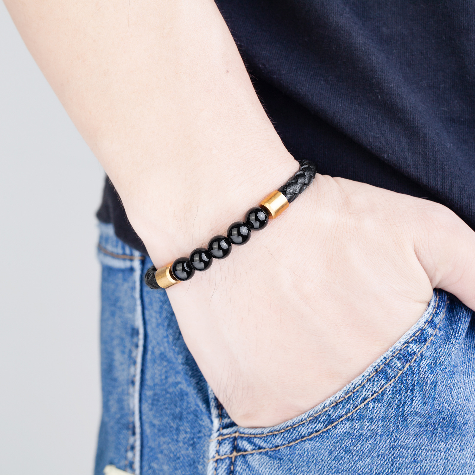 Men's Retro Simple Style Bracelets Geometric 316L Stainless Steel  Leather Waterproof Non Tarnish Surgical Steel Men Cord & Leather Bracelets display picture 7