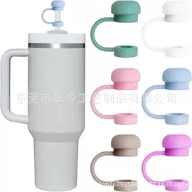 泳镜;吸管;运动手环