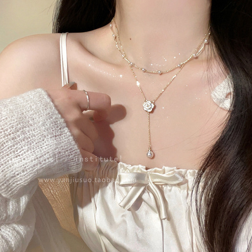 Light luxury niche design double-layer tassel pearl necklace female super fairy temperament camellia clavicle chain necklace wholesale