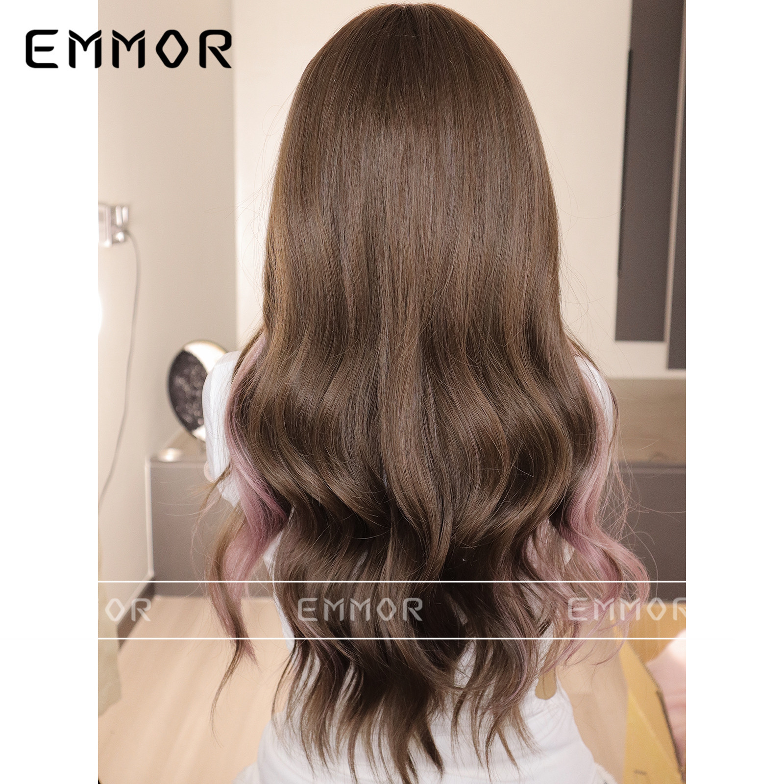 Peluca de cabello largo y rizado de las mujeres Marrón micro rizado teñido Rosa mullido cubierta de cabello flequillo de aire peluca artificial cubierta de la cabeza completa de las mujeres