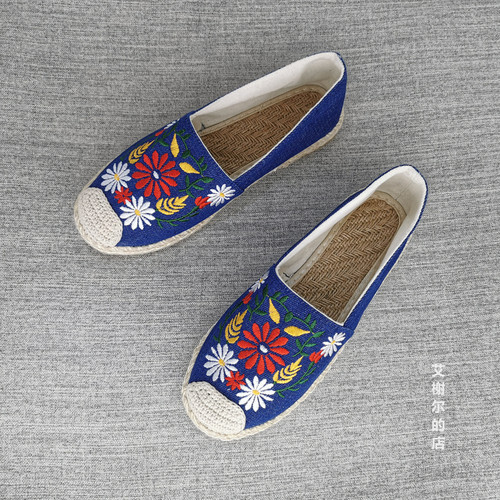 Old Beijing embroidered shoes with Hanfu spring and autumn women's ethnic style women's shoes flat shallow mouth breathable fisherman's shoes espadrilles