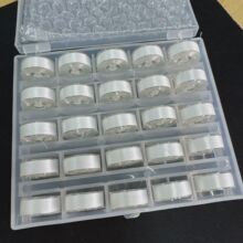 70D/2L型白色梭芯盒透明带线25格缝纫线盒装梭芯套装塑料芯pc材质