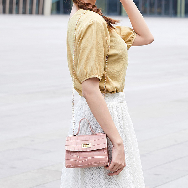 shoulder bag