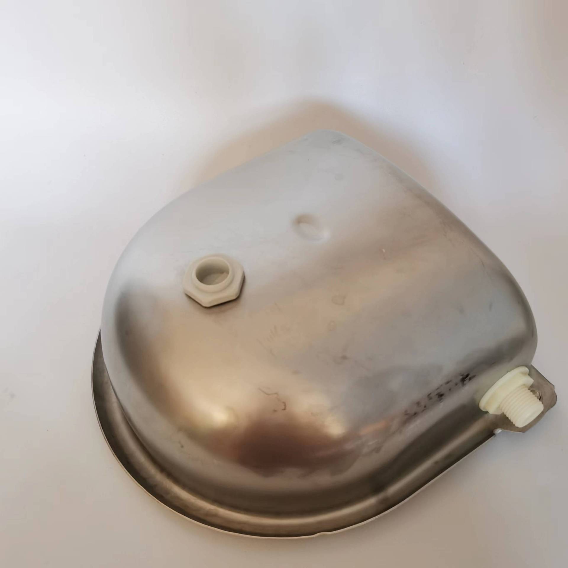 En existencia cuenco del agua del acero inoxidable de la fuente para el ganado, caballo y ovejas, cuenco de consumición lleno-automático, fuente de consumición de la bola flotante para la cría de animales