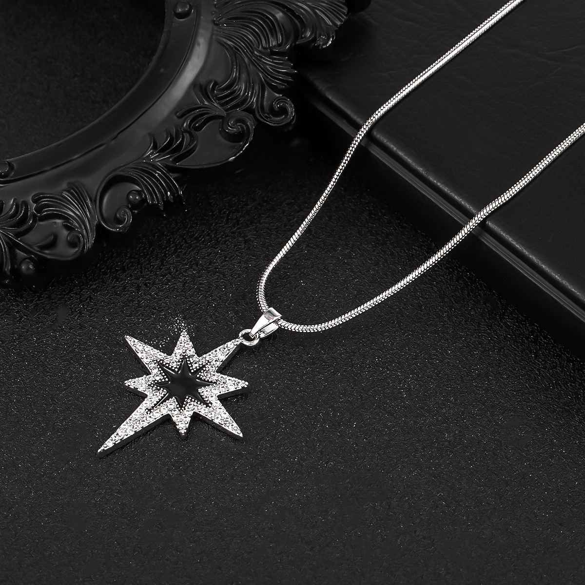 Eight-pointed Star Pendant Necklace For Men In Silver Tone_voghion.com