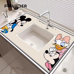 漫画の台所の野菜を洗う池の水槽の水たまりのマットの浴室の洗面器は吸水の珪藻泥の蛇口のマットを裁断することができます。