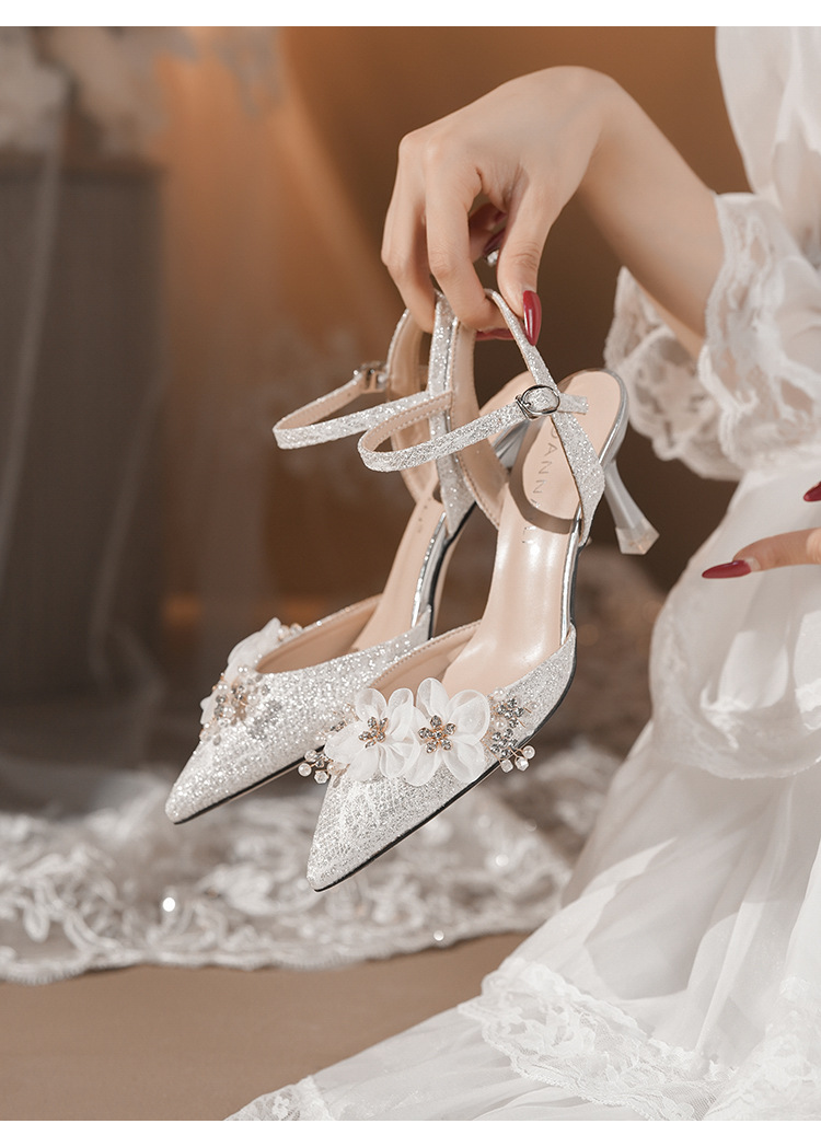 Zilveren stiletto hakken met bandjes voor dames_voghion.com