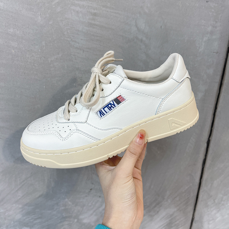 Genuine Leather Thick-Soled White Shoes for Women 2025 New Korean Niche Versatile Lace-Up Moral Training Shoes Casual Sports Sneakers Trbottomy
