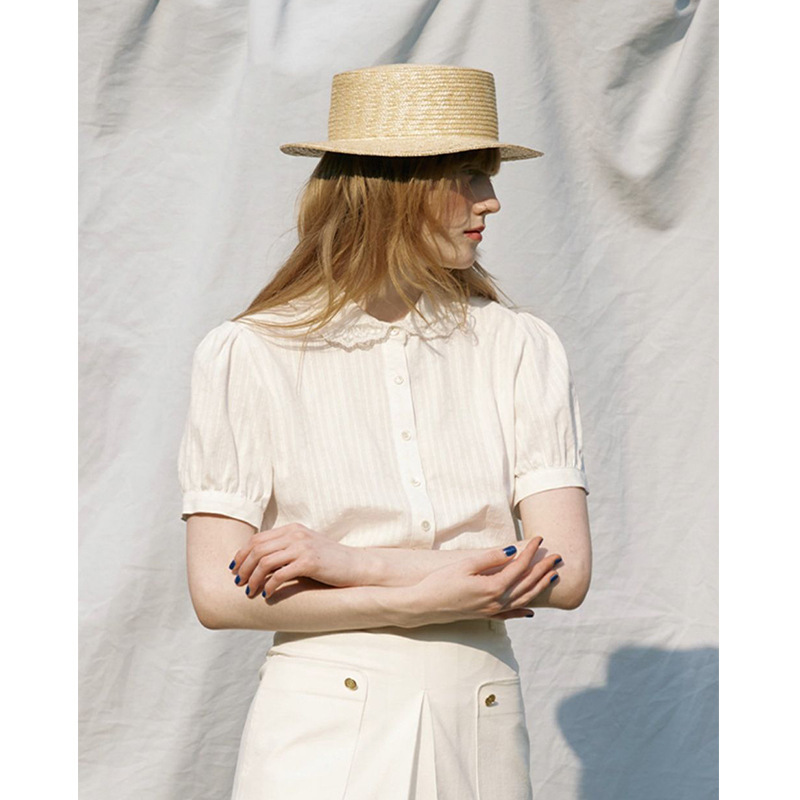 In stock South Korea retro spring and summer sweet doll collar lace French striped lantern sleeve short sleeve white shirt for women