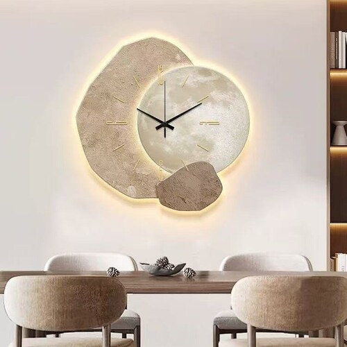 Warm-Hearted Time Wall Clock for Living Room—Light Luxury, Fashionable, Simple, Modern Decorative Quartz Clock for Wall Hanging, Internet-Famous for Restaurants