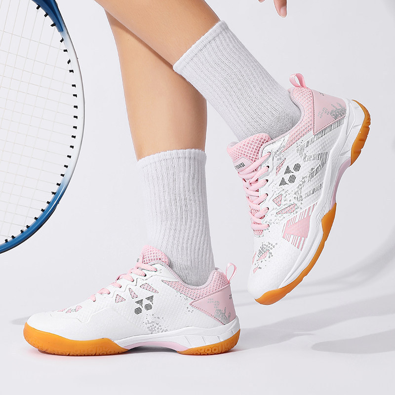 2026 outdoor badminton shoes for men, women, and children, professional tennis shoes with genuine carbon fiber soles, non-slip, lightweight, and featuring a mesh upper