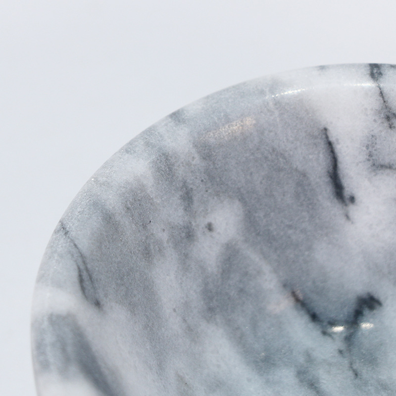 ����ֱ������ʯ��ζ���Ӽ��ô׵����͵�պ�ϵ������ԼС�˵�ζ��