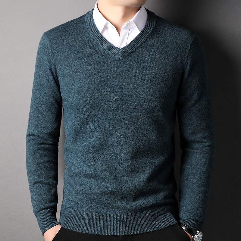 V-neck medium blue