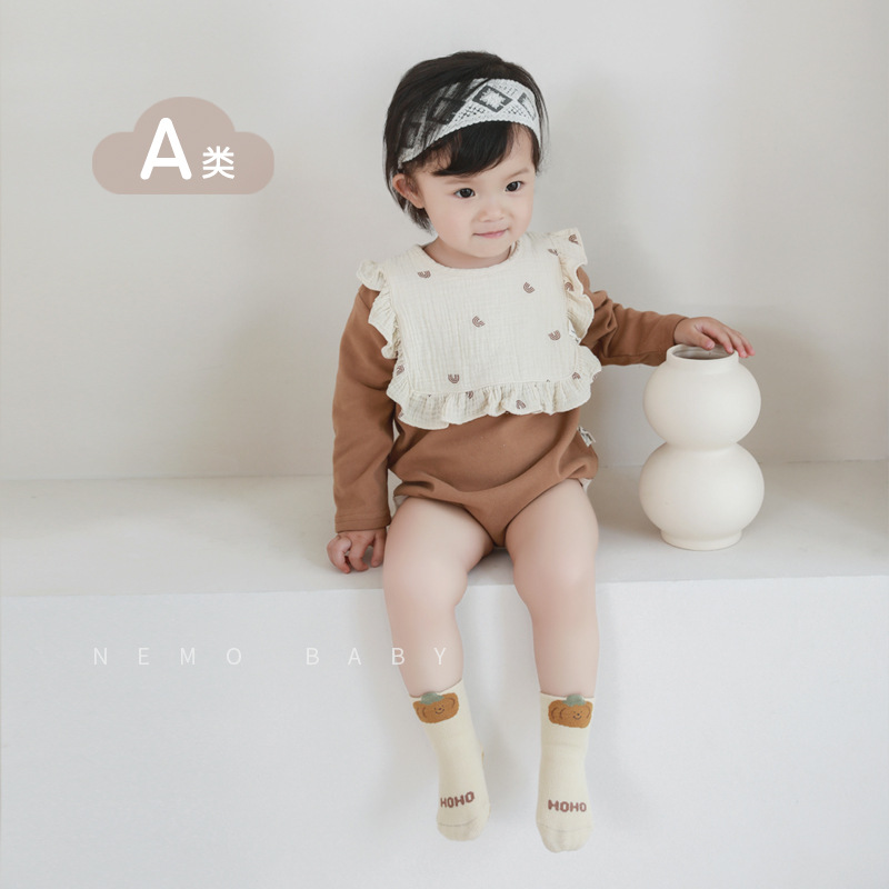 2023 otoño nuevo bebé piso calcetines completo inferior pegamento antideslizante lindo dibujos animados letras niños y niñas bebé niño Calcetines