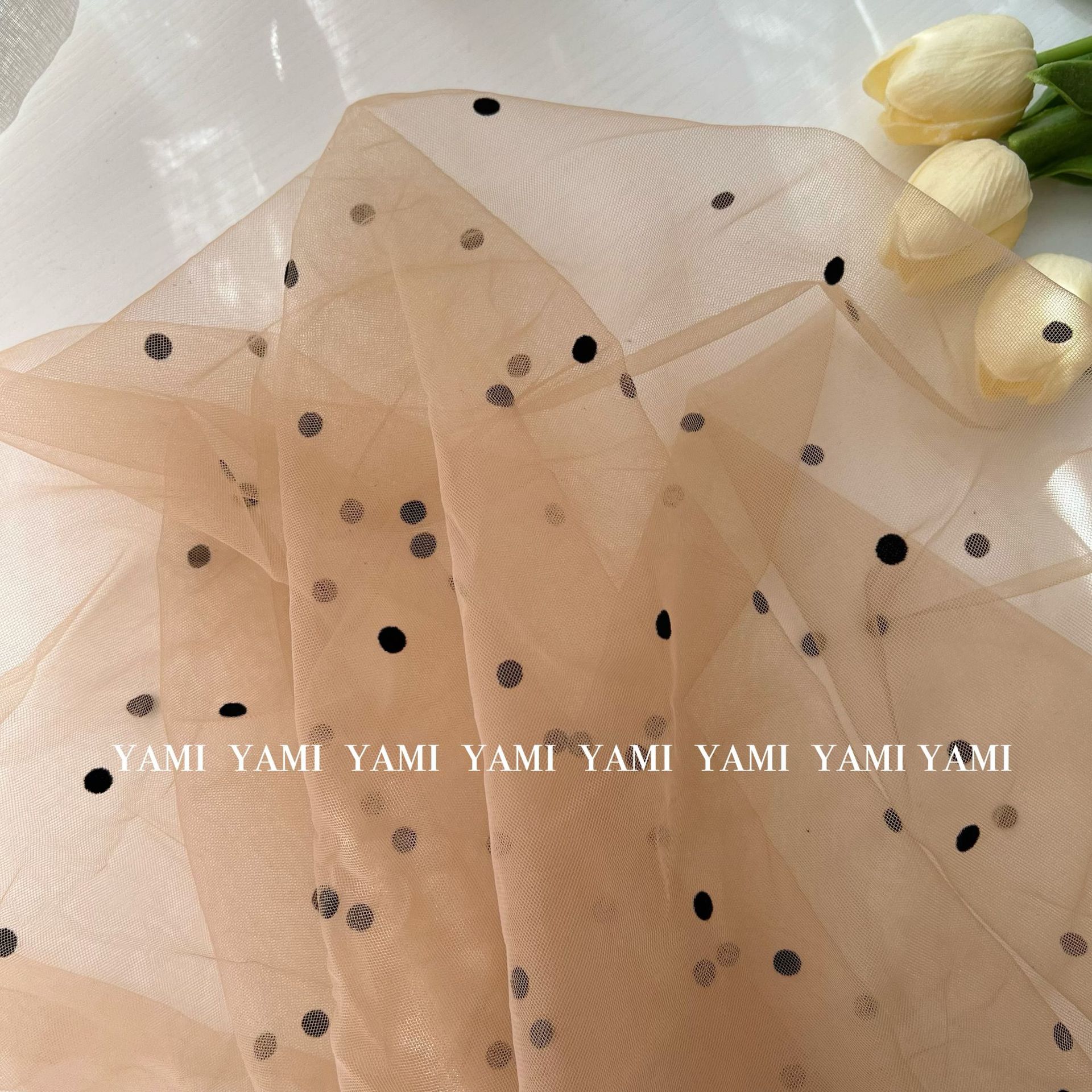 Tela de malla multicolor al por mayor con flocado de puntos de 0.5 mm, flocado de puntos negros de doble cara para ropa infantil, ropa de mujer y Hanfu.