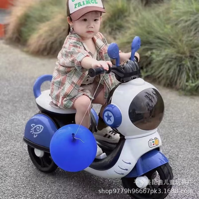 メーカーの子供の電動のオートバイの三輪車の赤ちゃんのおもちゃの車は人の男の子の女の子に乗ることができて電気自動車を充電することができます。|undefined