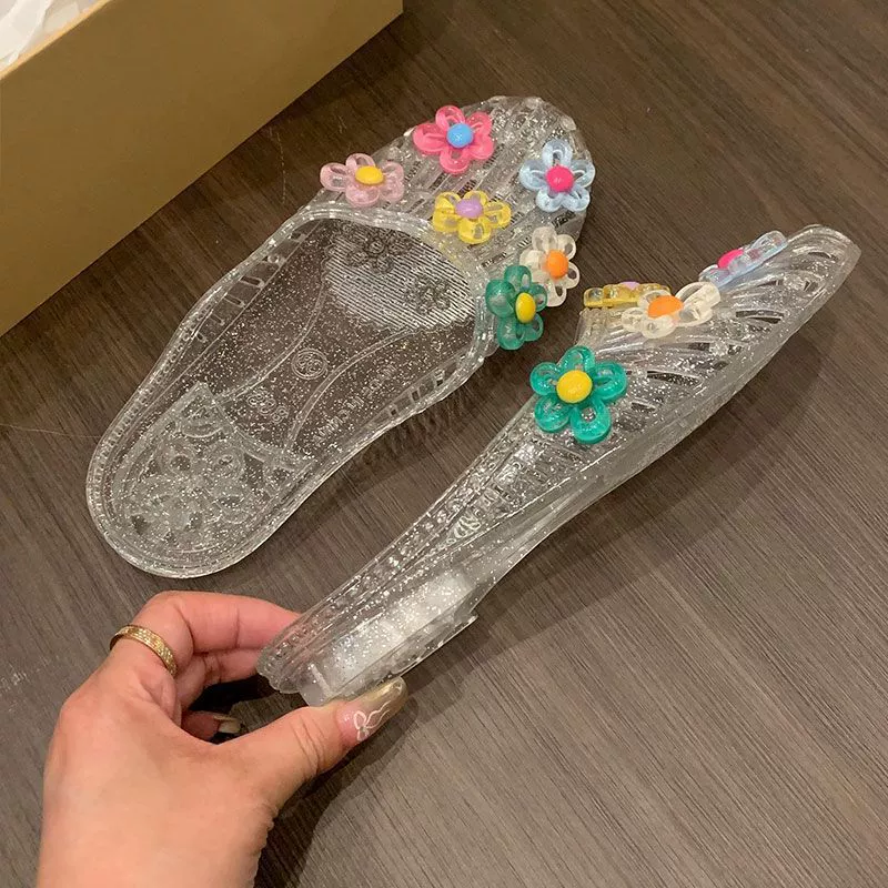Женские желейные туфли, модные сандалии для верхней одежды в корейском стиле, легкие роскошные сандалии на плоской подошве, прозрачная обувь, цветочные аксессуары, пляжная обувь.