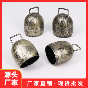 Christmas Bell Metal Retro Cowbell Pet Traction Bell Outdoor Wind Chime Pendant Garden Courtyard New Year Decorations