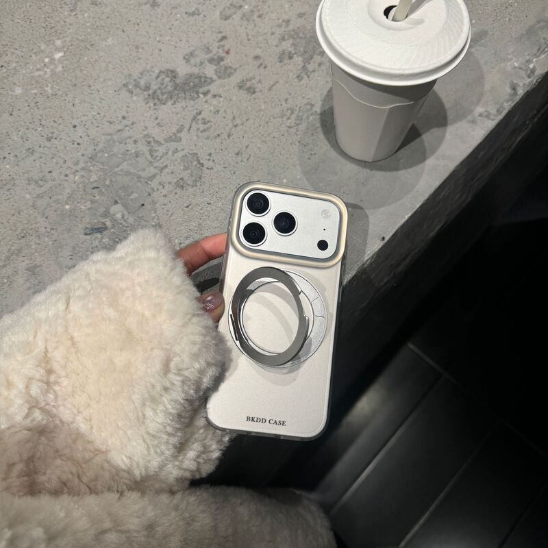 High-End Silver 360-Degree Rotating Stand Suitable for iPhone 17Pro Phone Case 16Pro Niche 15/14/13 Korean Style