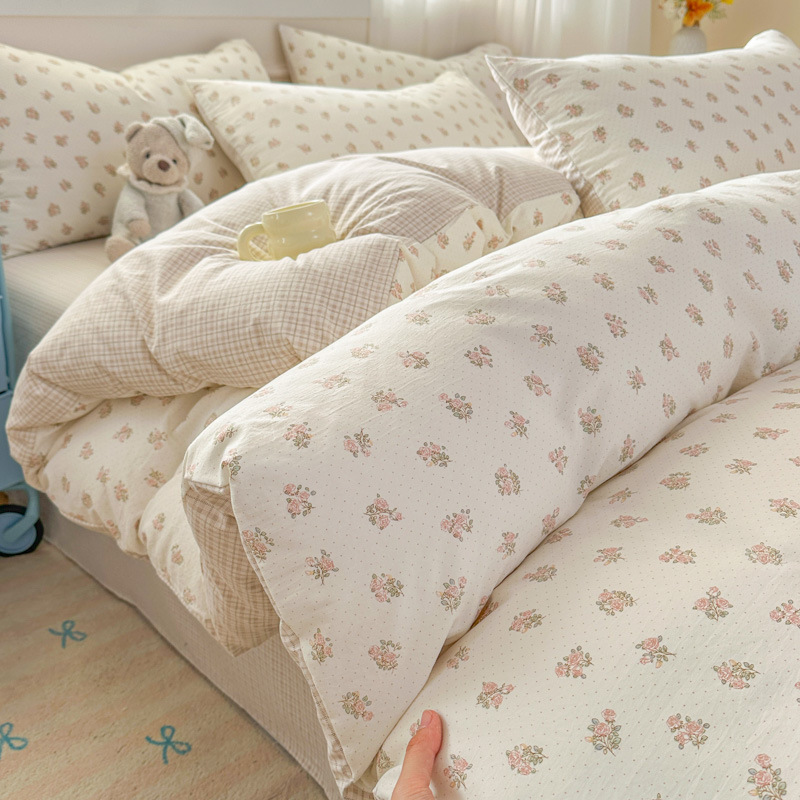 Cama de clase A ultra suave para madres y bebés con cuatro piezas de algodón puro desnudo para dormir sábanas de doble hilo cubierta dormitorio con tres y cuatro piezas