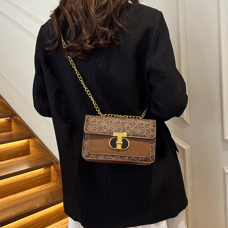 Bolso de hombro retro de moda simple bolso cuadrado de moda otoño y invierno 2024 nuevo nicho de moda bolso de mochila para mujeres