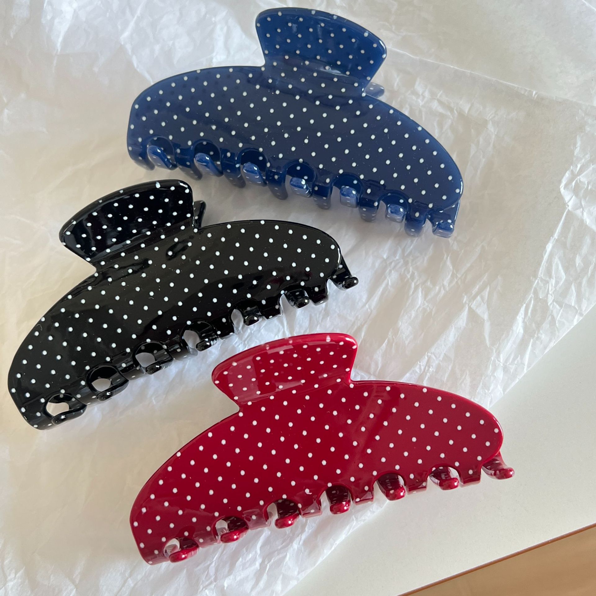 French-Style Retro Polka Dot Red, Blue, and Black Acetate Large Shark Hair Clip for Updo, Back of the Head Hairpin, Hair Accessory, Ins Style