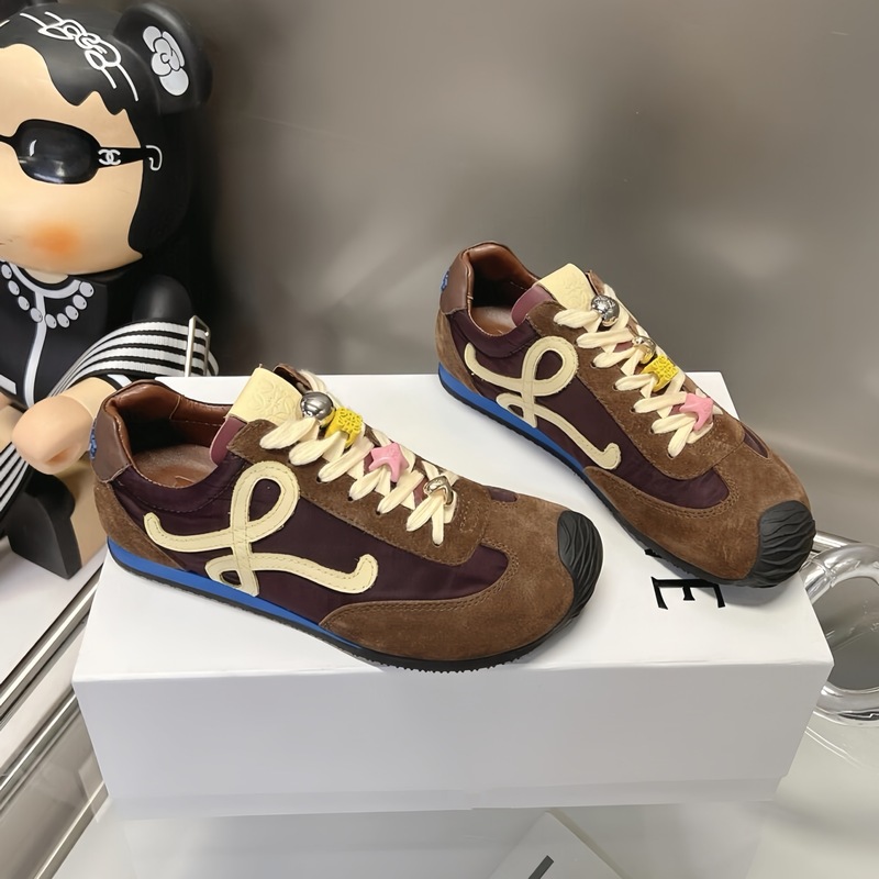 高バージョン ~ 羅威同タイプの本革は色を合わせて非対称です。|undefined