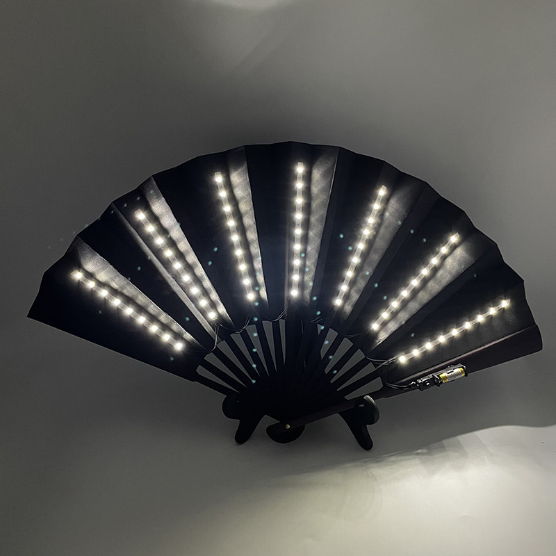 Nuevo abanico de encaje rosa con luces LED, regalo de boda, accesorio para el Festival Qixi, abanico plegable de estilo chino