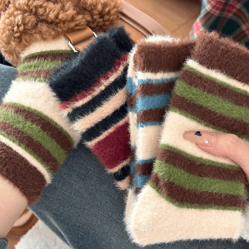 Striped Thick Warm Socks for Men and Women, Mid-Calf Socks, Faux Mink Plush, High-Waisted Striped Socks, Suitable for Pairing with Snow Boots