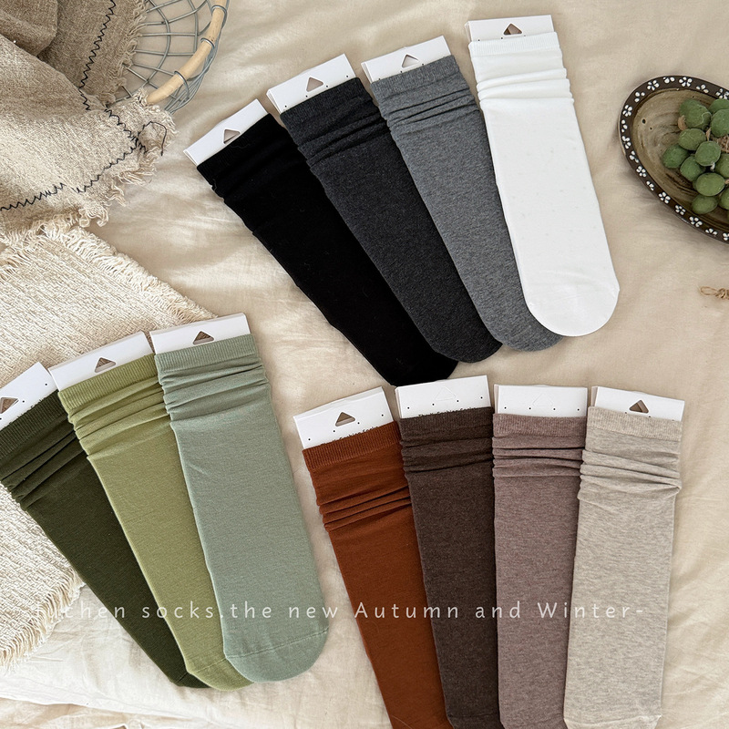 Moss green socks, women's autumn and winter retro mid-calf cotton socks, ankle socks, long socks for autumn and winter, suitable for pairing with Birkenstock sandals Moss green socks, women's autumn and winter retro mid-calf cotton socks, ankle socks, long socks for autumn and winter, suitable for pairing with Birkenstock sandals