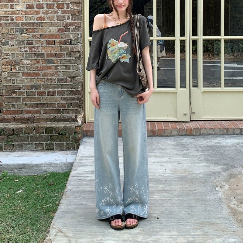European Style! Bowknot Design Jeans for Women, 2026 New Model, Light-Colored Loose Straight Wide-Leg Pants for Women