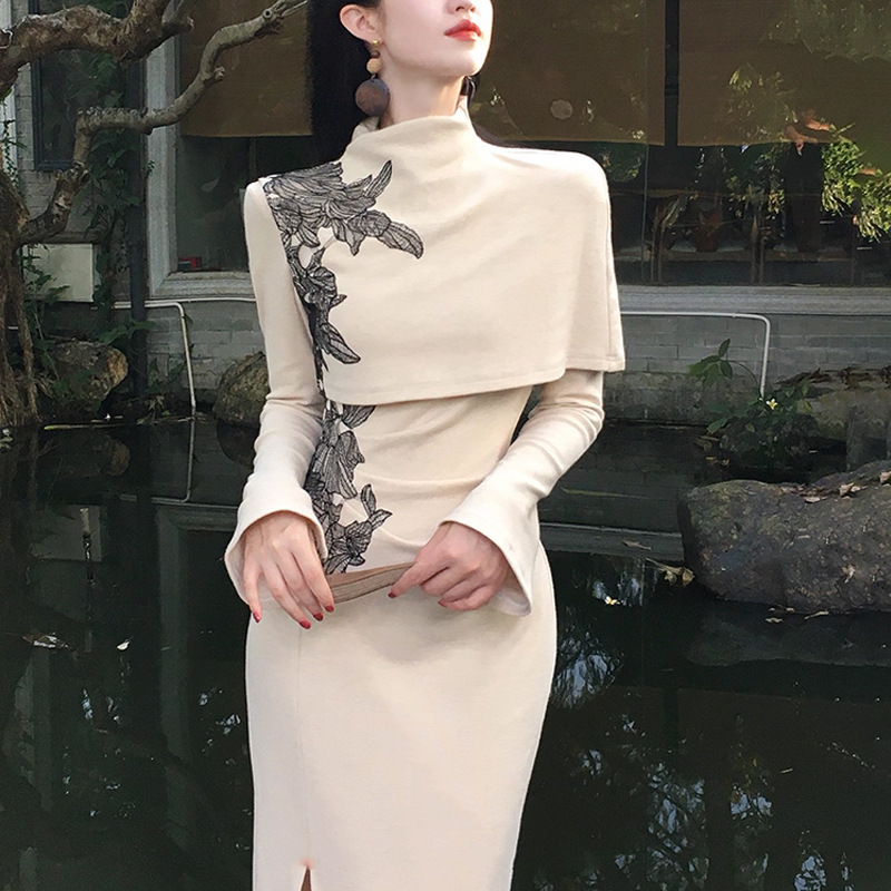 复古国风秋枫叙新中式针织连衣裙女早秋法式斗篷披肩长袖旗袍长裙|undefined