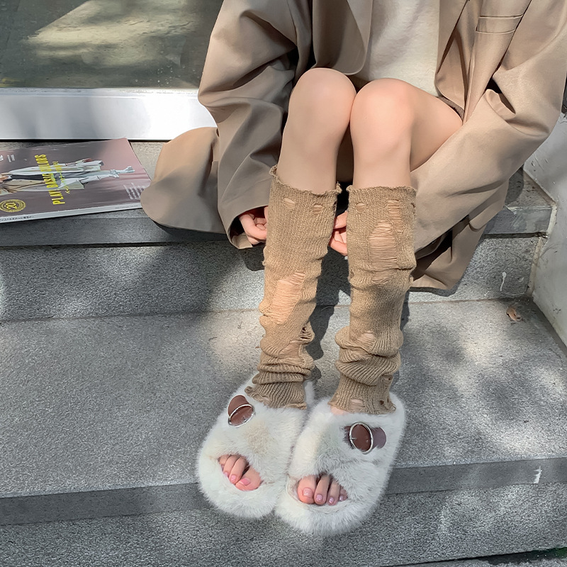 Hot girl ripped socks, Japanese trendy calf socks, autumn and winter sweet girl JK high socks manufacturer wholesale