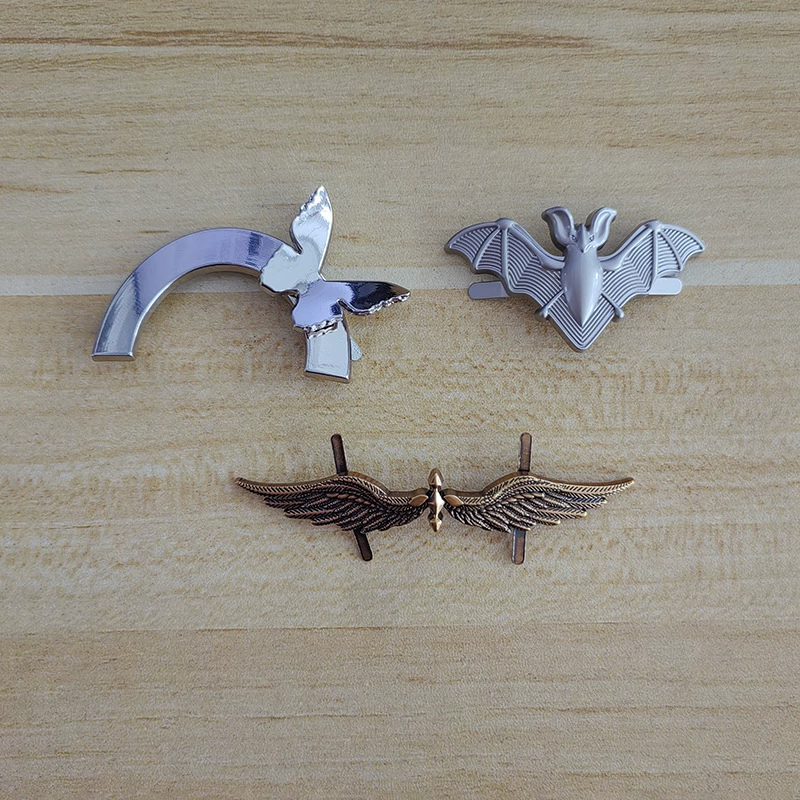 Новые маленькие кожаные туфли боковые декоративные бабочки пряжки приливная обувь периферические металлические пуговицы аксессуары из сплава