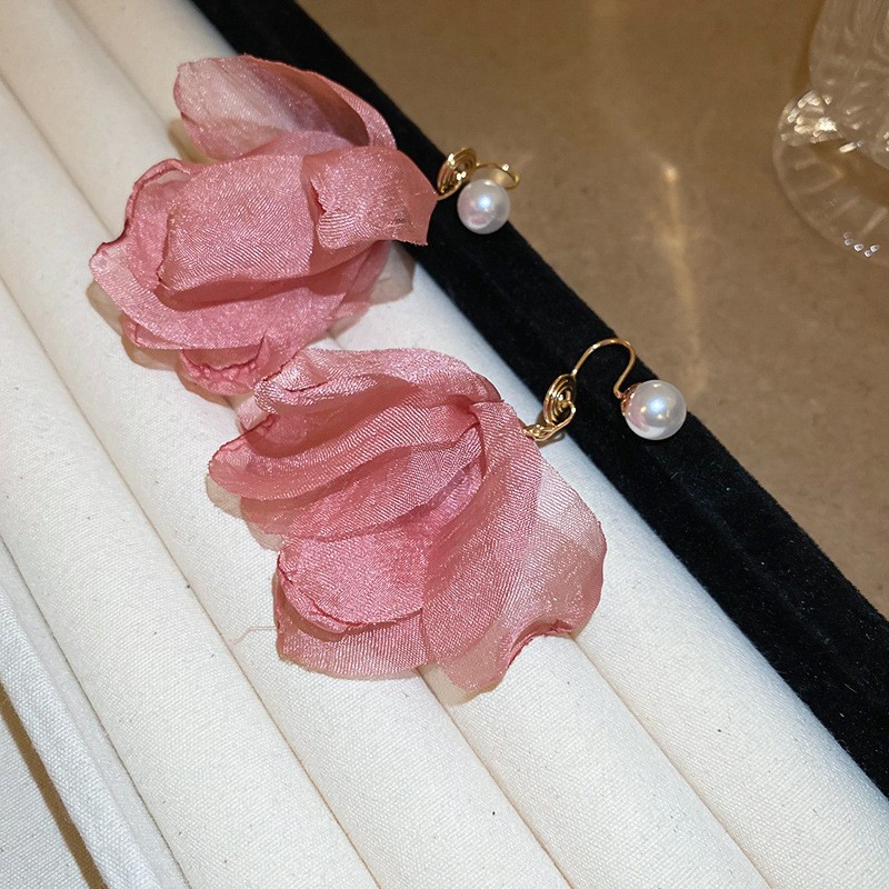 Pendientes de pinza de oreja de perla de temperamento de lujo ligero francés