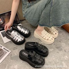 編み込みつま先スリッパ 2025 新作夏用プラットフォーム厚底多用途中空レイジーローマンサンダル多用途
