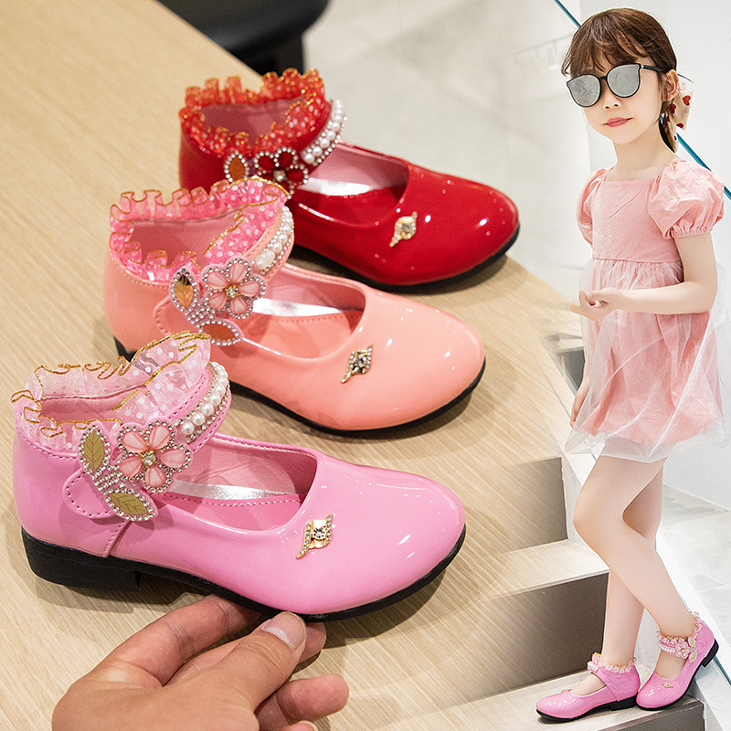 Girls Shoes Spring and Autumn 2024 New Soft-soled Princess Shoes Girls Dance Shoes Rhinestone Flowers Red Small Leather Shoes Trendy