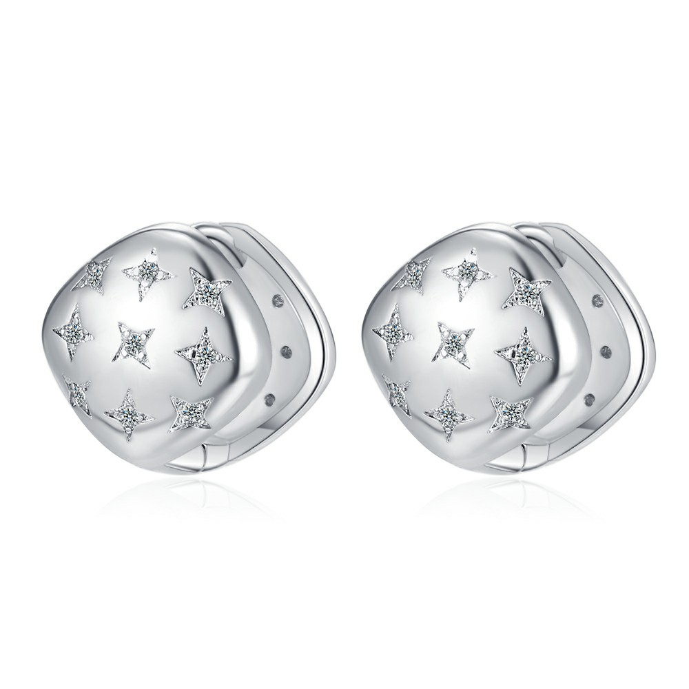 Three dimensional square universal earrings with zircon