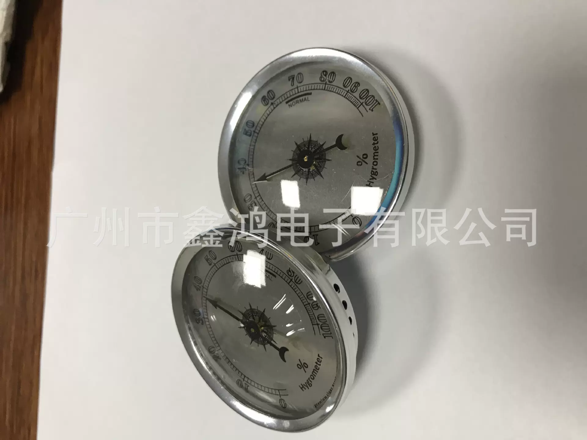 55铝制湿度计供应雪茄湿度计温度计表保湿盒双金属温度计雪茄盒