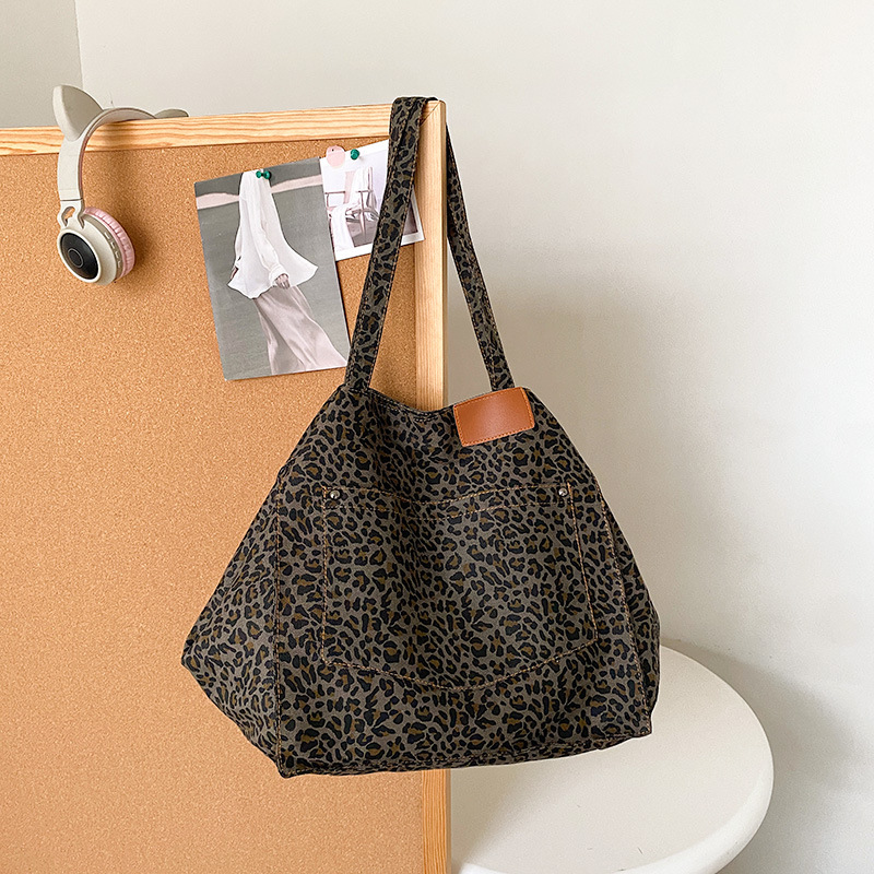 Bolsa de tela de leopardo, bolso de gran capacidad para mujeres 2024, nueva moda, bolso de viaje portátil, bolso de hombro para mamá.