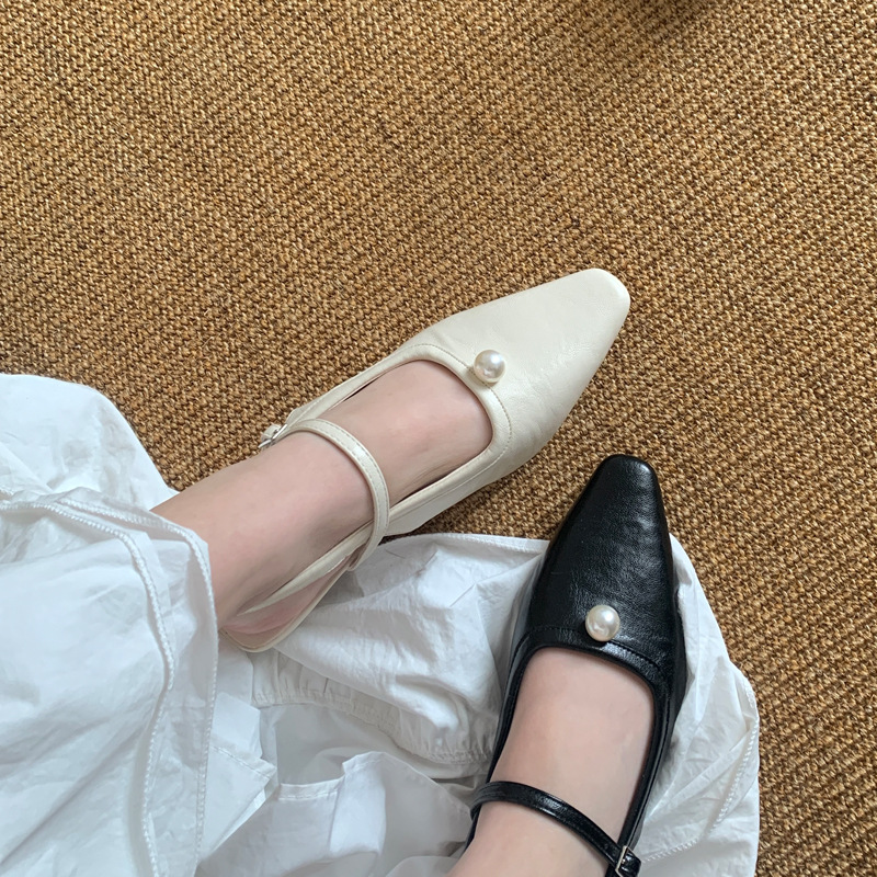 Retro Mary Jane shoes