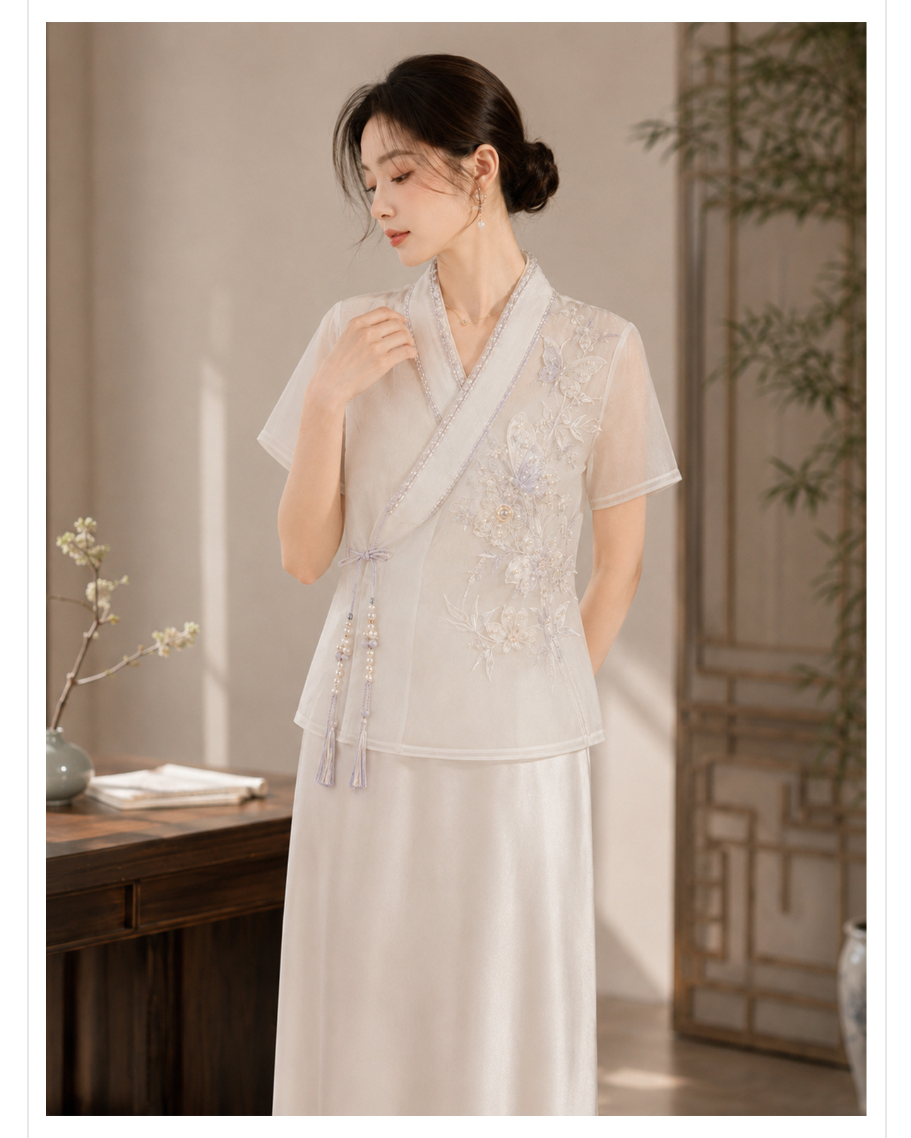 Áo sơ mi nữ cổ chữ V thêu túi, tua nút — màu mơ chi tiết 9