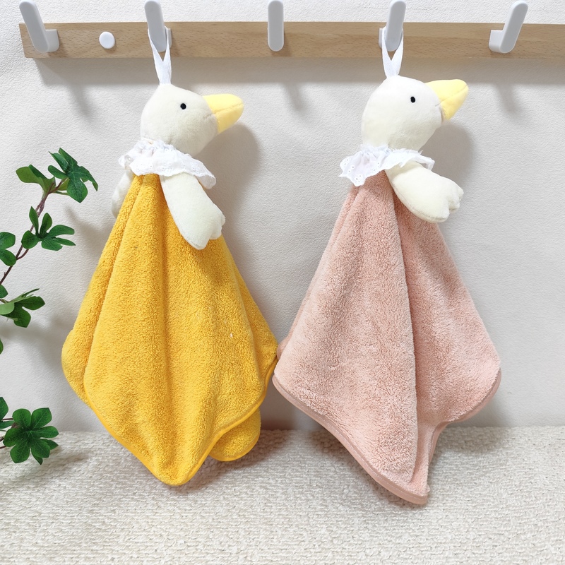 Cute and Sweet Hanging Hand Towel with Super Absorbency, Soft and Comfortable, Suitable for Bathrooms and Multiple Places