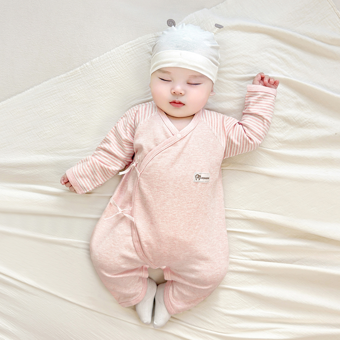 Ropa de bebés recién nacidos primavera y otoño 0 algodón puro marzo delgado ropa de mariposa para niños pequeños ropa de otoño bata bata