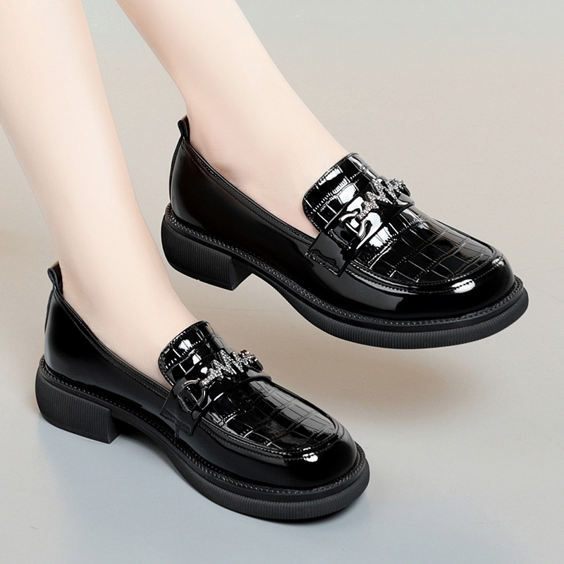 Bequeme Damen Loafer Aus Lackleder Mit Weicher Sohle_voghion.com